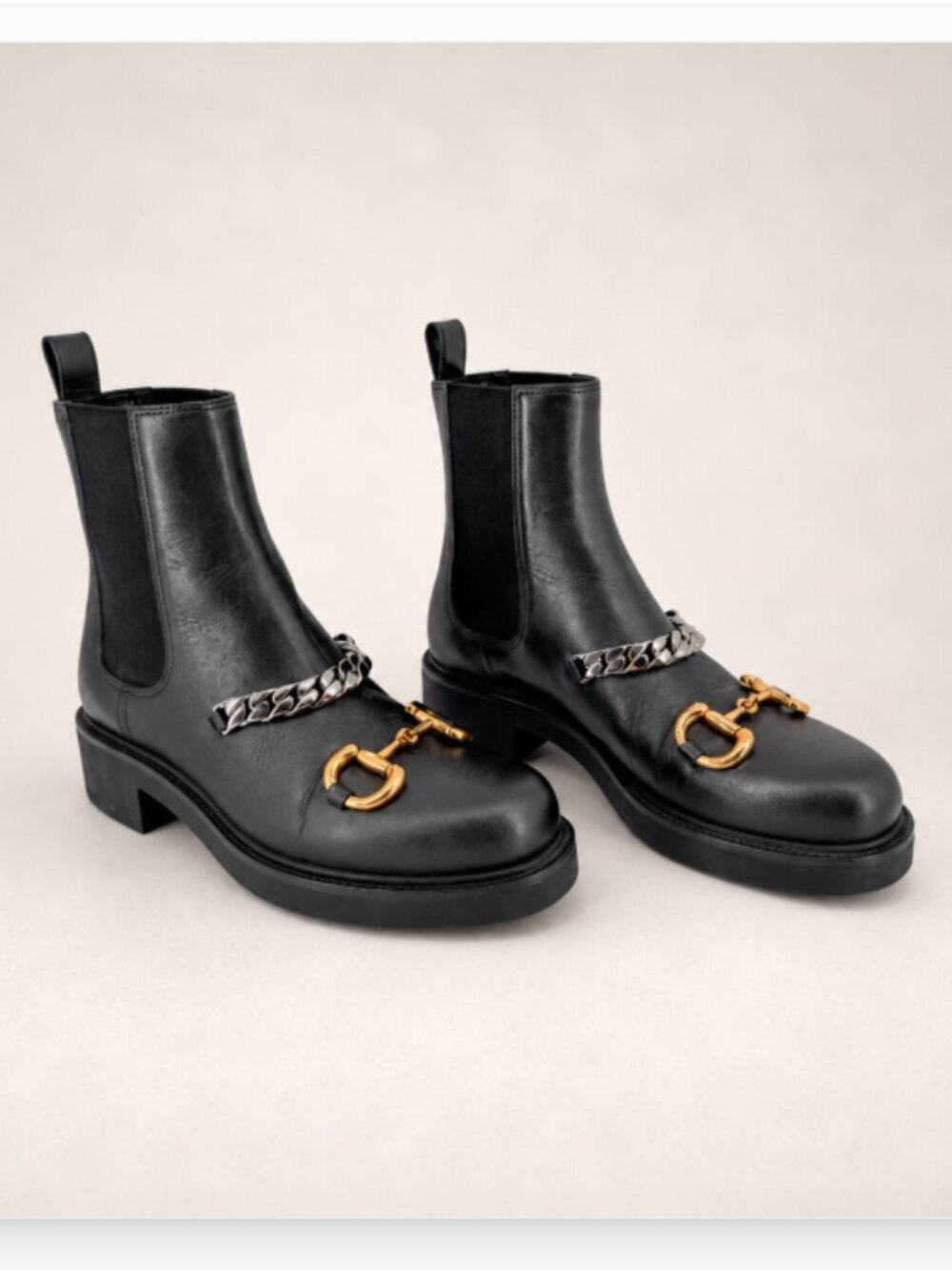 Gucci Deva Horsebit Chain Chelsea Boots Black Leather Size 38 US 8 Women’s